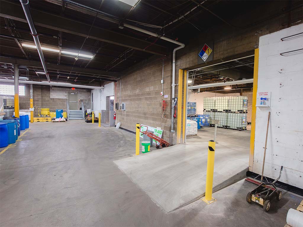 three warehouse layout types